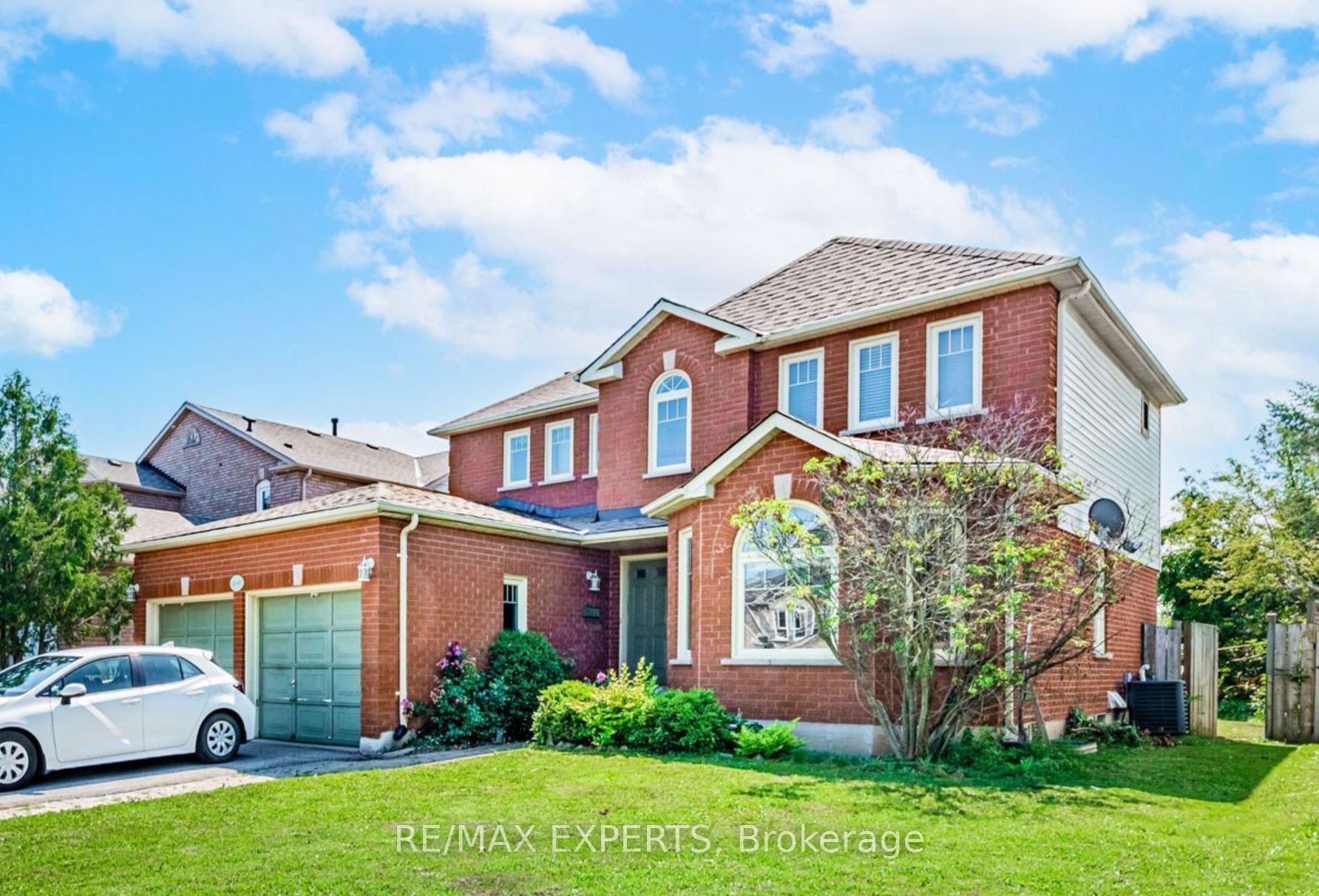 Additional image 2 of Upper-135 Livingstone Street W, Barrie, ON, L4N 7J4