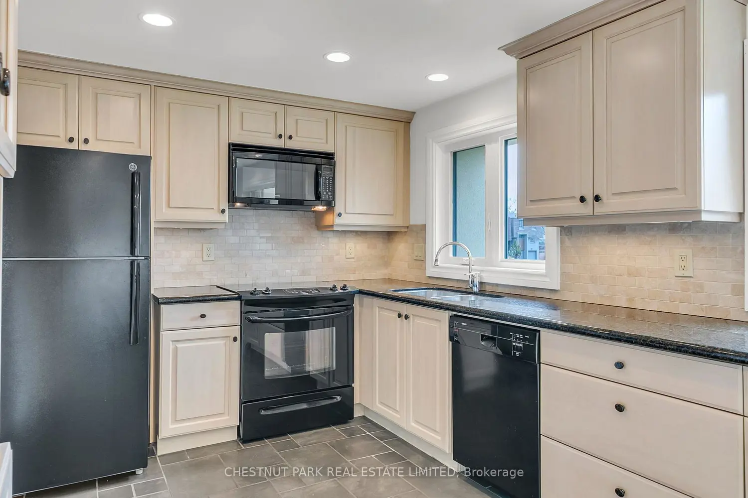 Additional image 9 of 80 Shadberry Drive