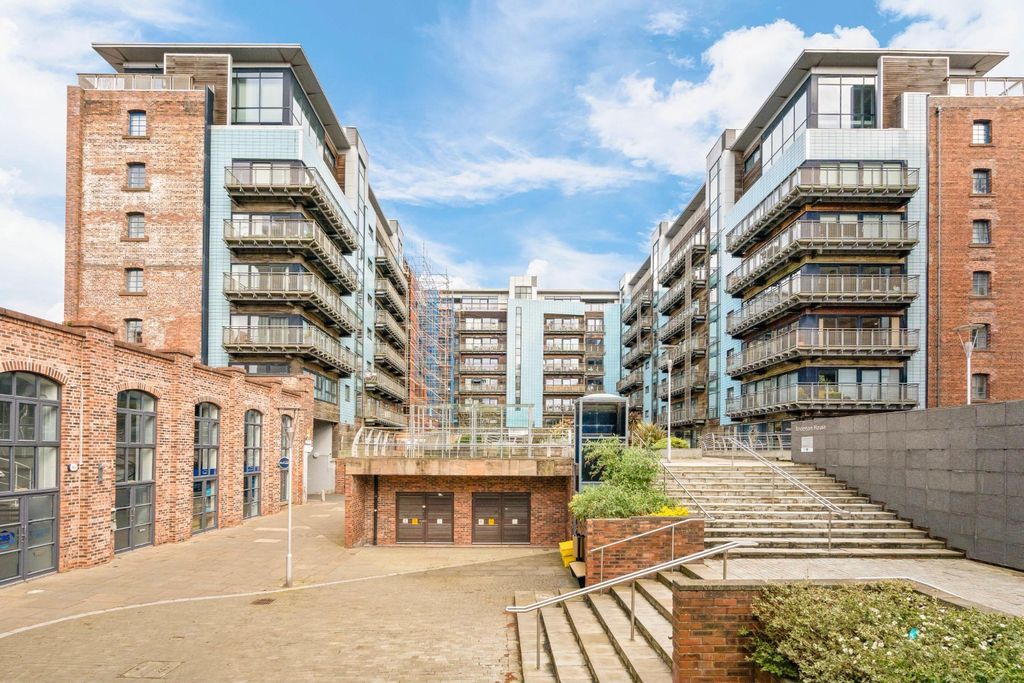 Additional image 5 of 2 bed flat to rentBreadalbane Street, Leith, Edinburgh EH6