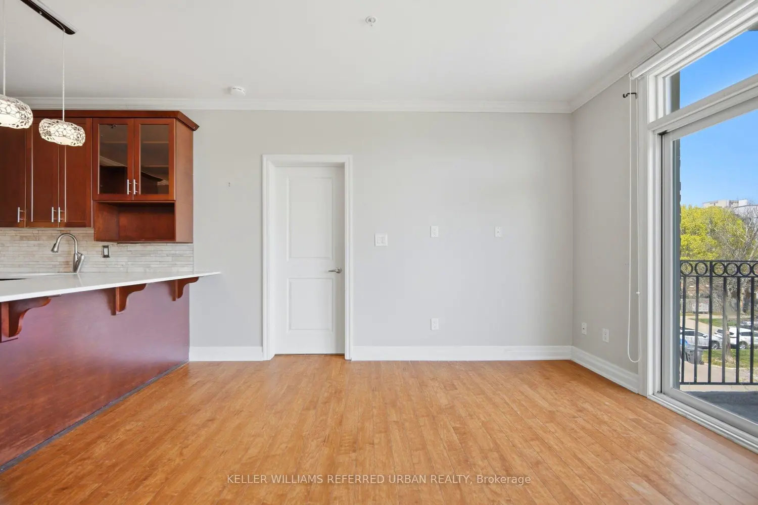 Additional image 4 of 459 Kerr Street 305