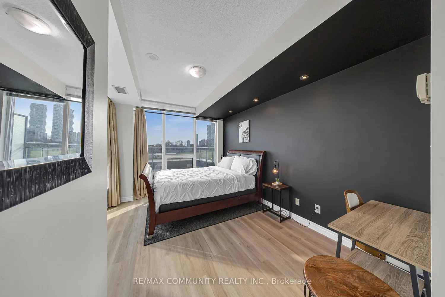 Additional image 13 of 3525 Kariya Drive 502