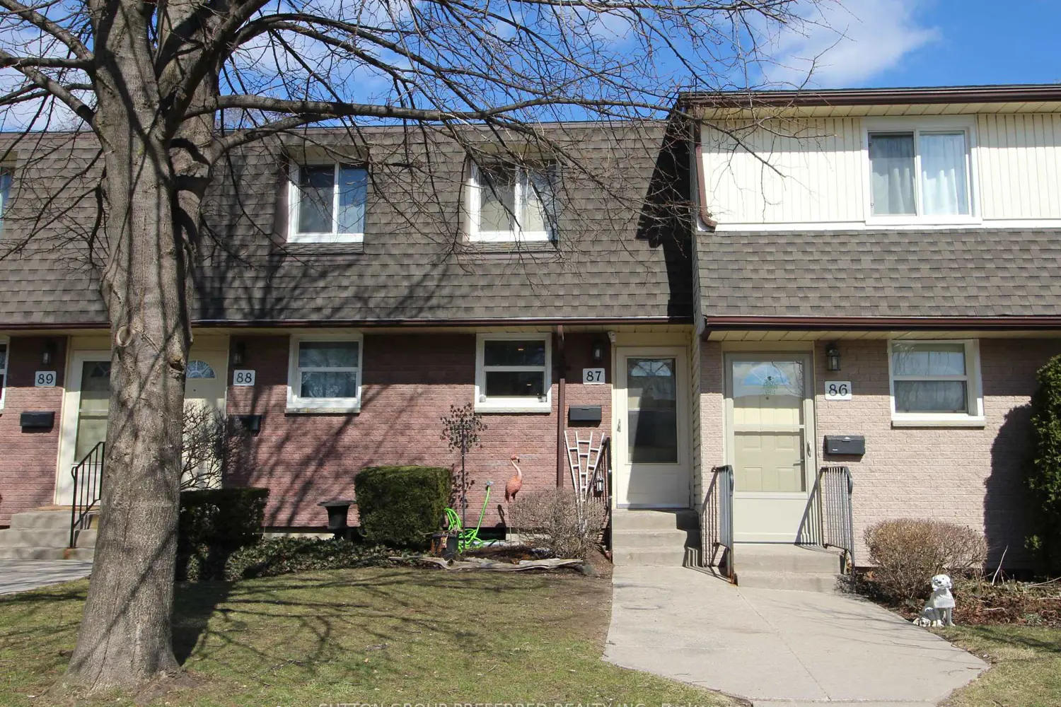 1919 Trafalgar Street 87