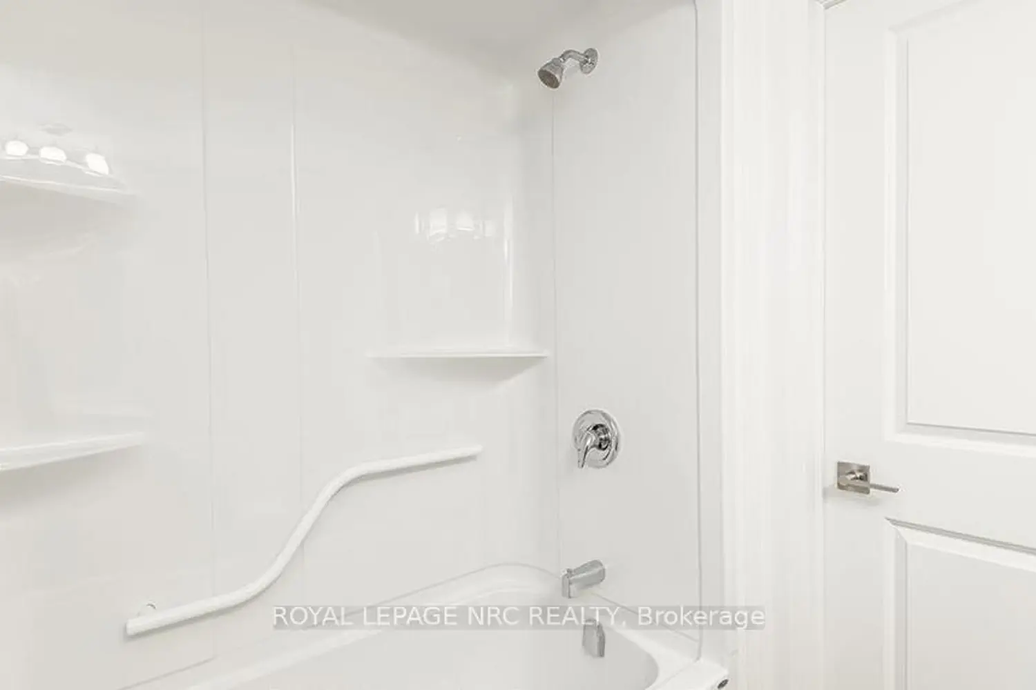 Additional image 12 of 120 Summersides Boulevard 300