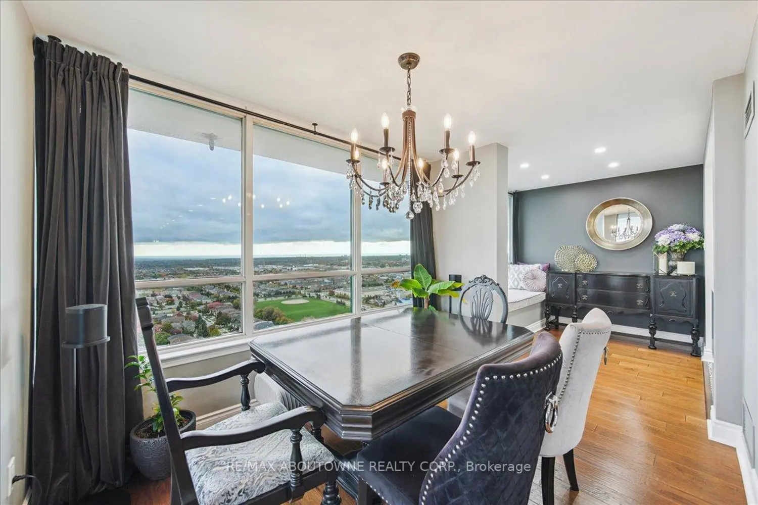 Additional image 5 of 550 Webb Drive 2603