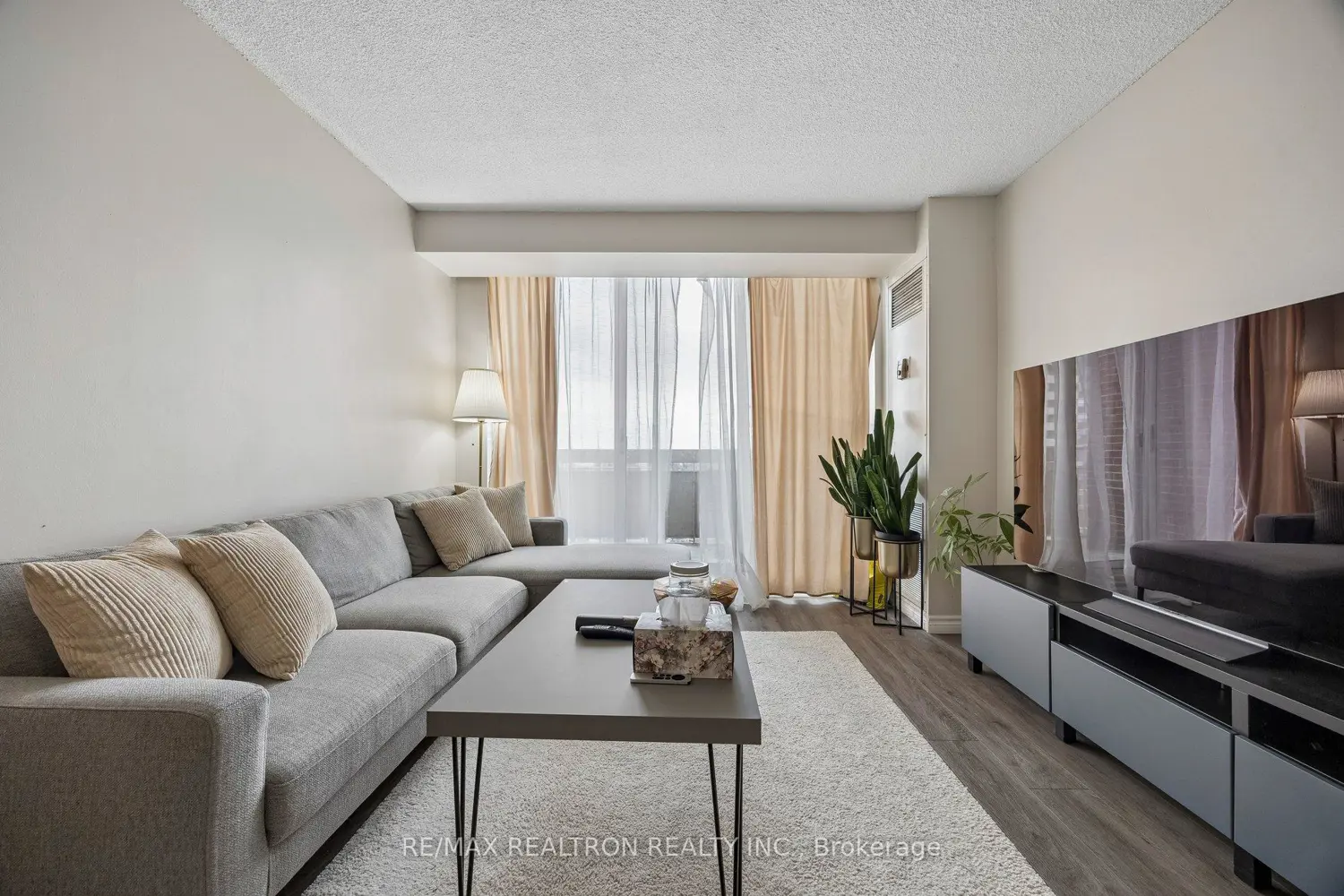 Additional image 7 of 205 Hilda Avenue 2208