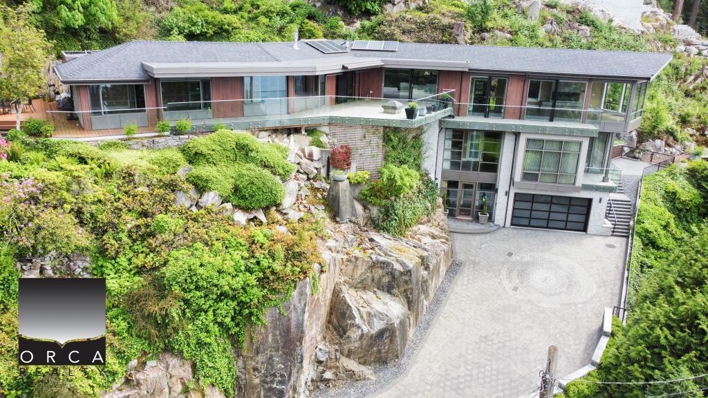5134 Pitcairn Place, West Vancouver, BC, V7W 1L8