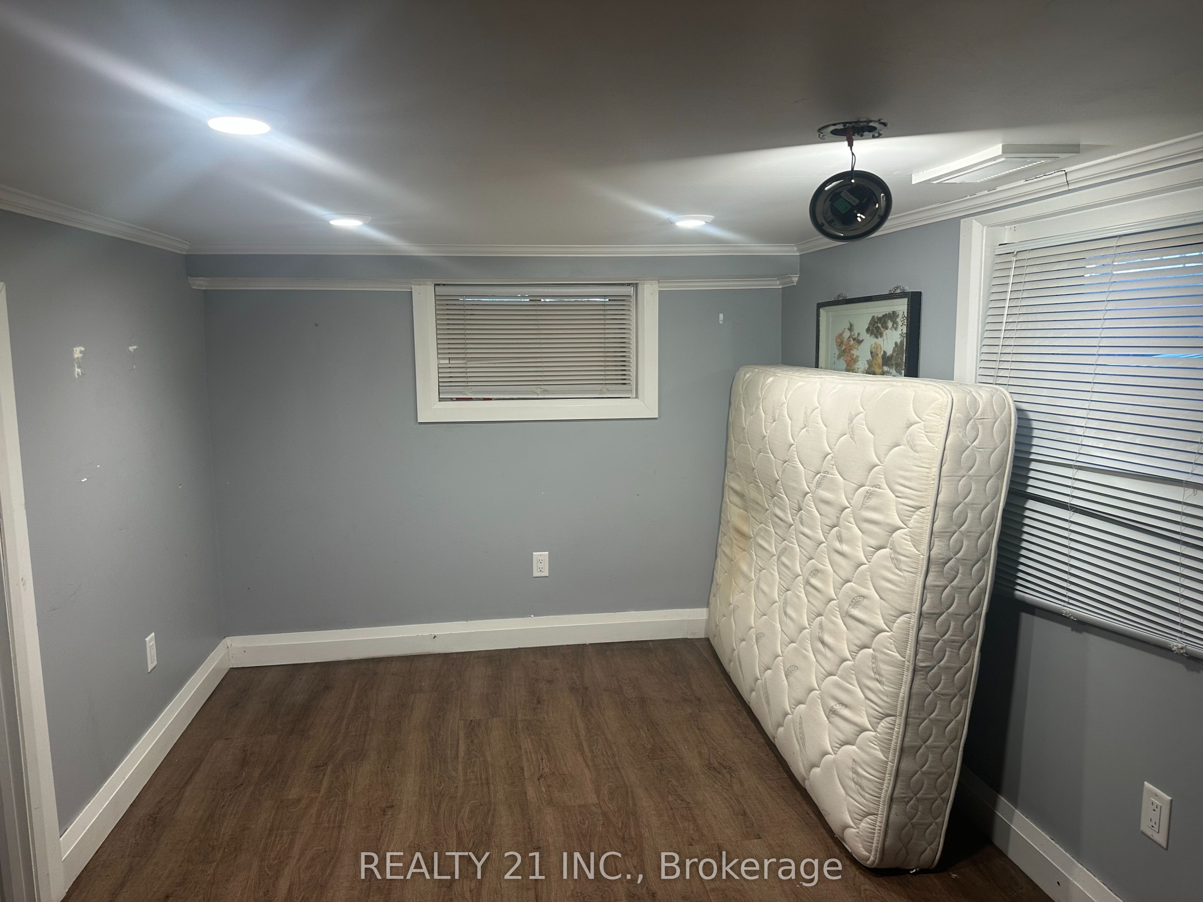 Additional image 5 of Basement-60 Phillip Avenue, Toronto, ON, M1N 3R2