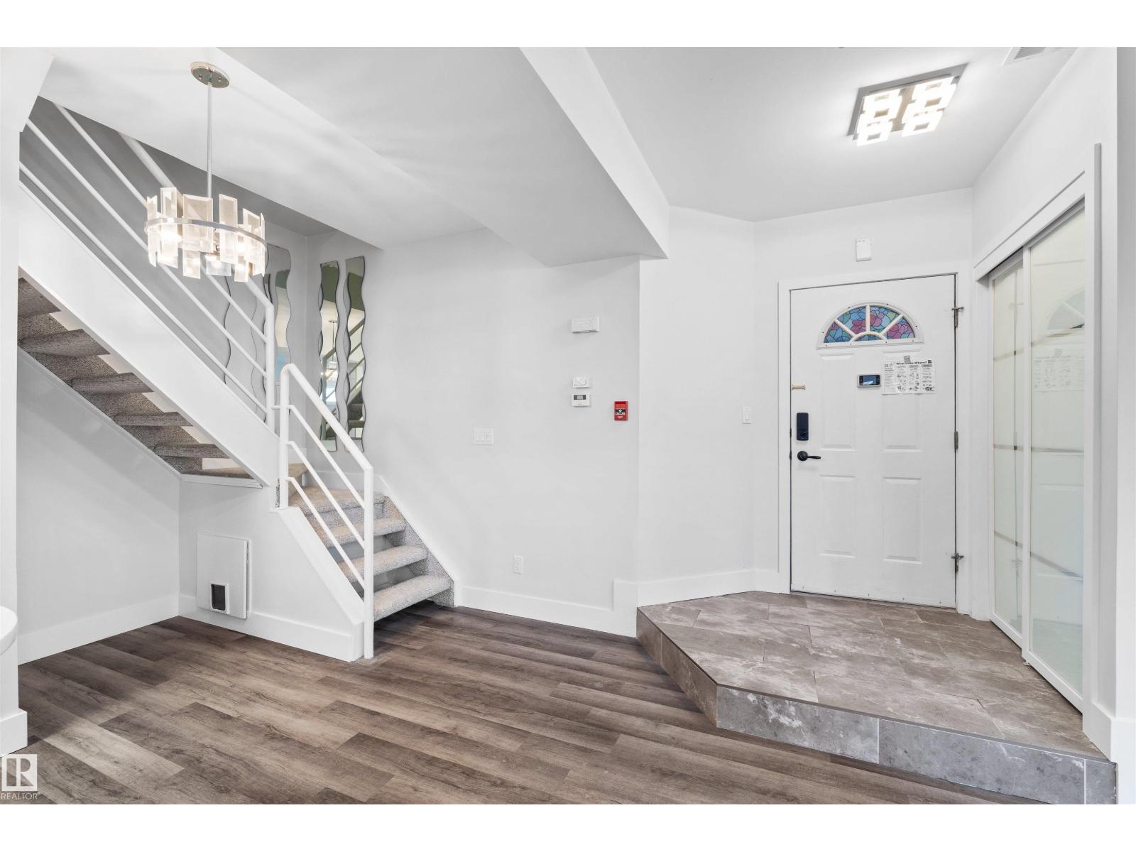 Additional image 2 of 205-10939 82 Avenue NW, Edmonton, AB, T6G0S7