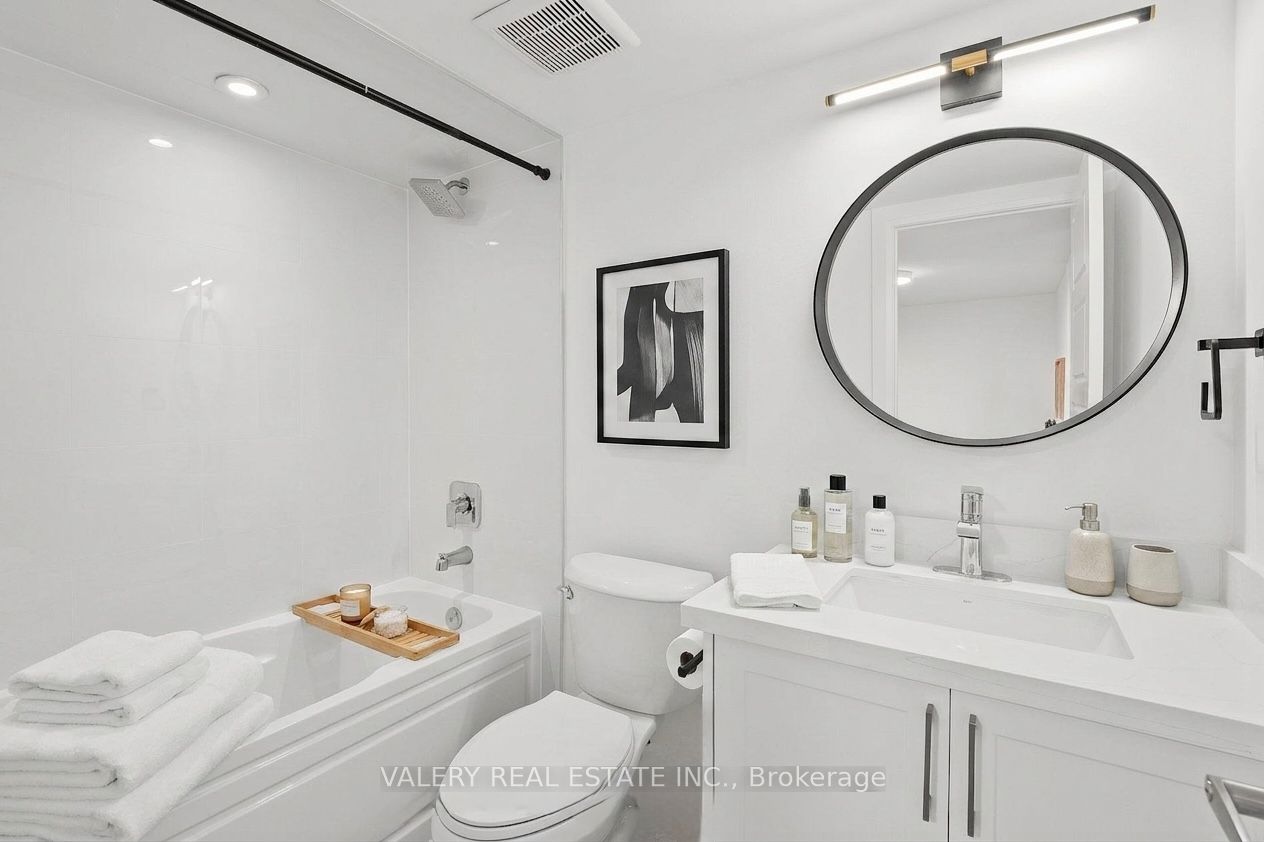 Additional image 4 of 5-175 William Duncan Road, Toronto, ON, M3K 0B8
