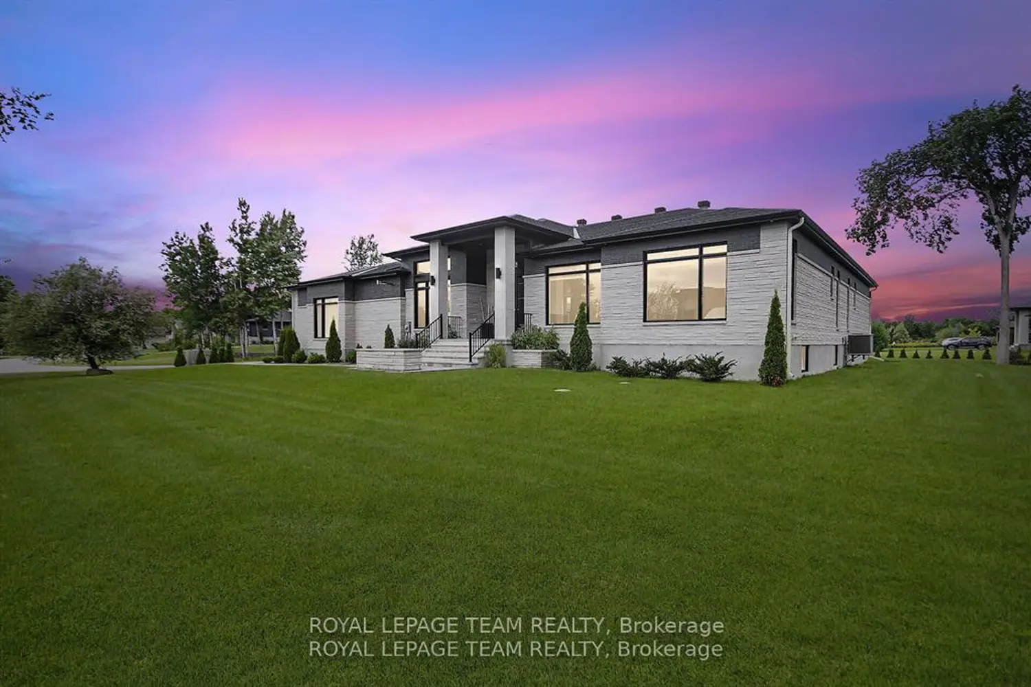 6865 Pebble Trail Way photo 2