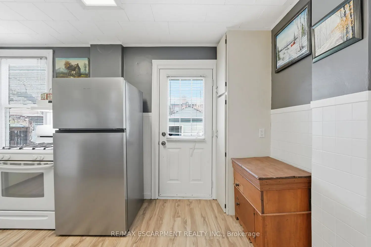 Additional image 9 of 224 Balsam Avenue