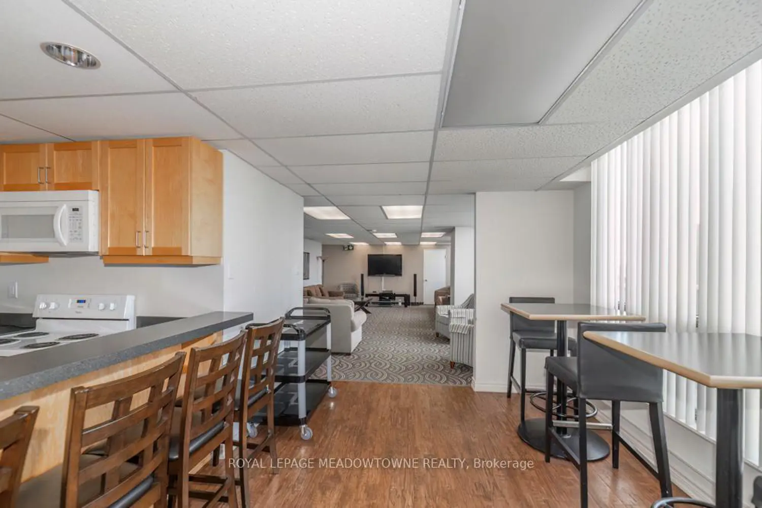 Additional image 12 of 1110 Walden Circle 905