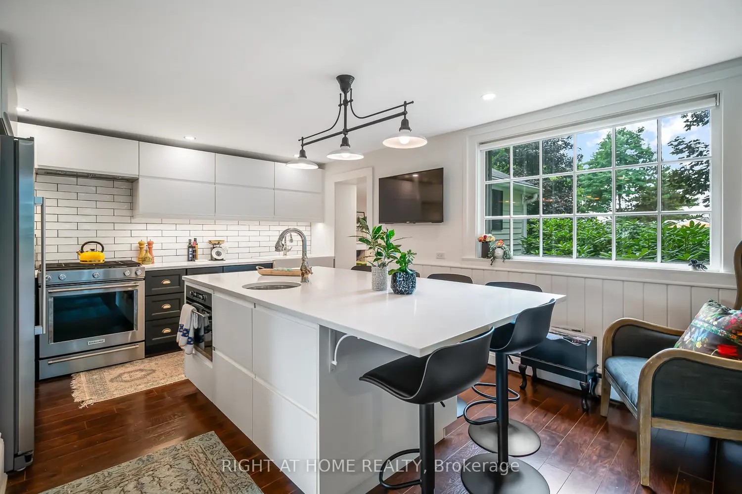 14894 Niagara River Parkway photo 5
