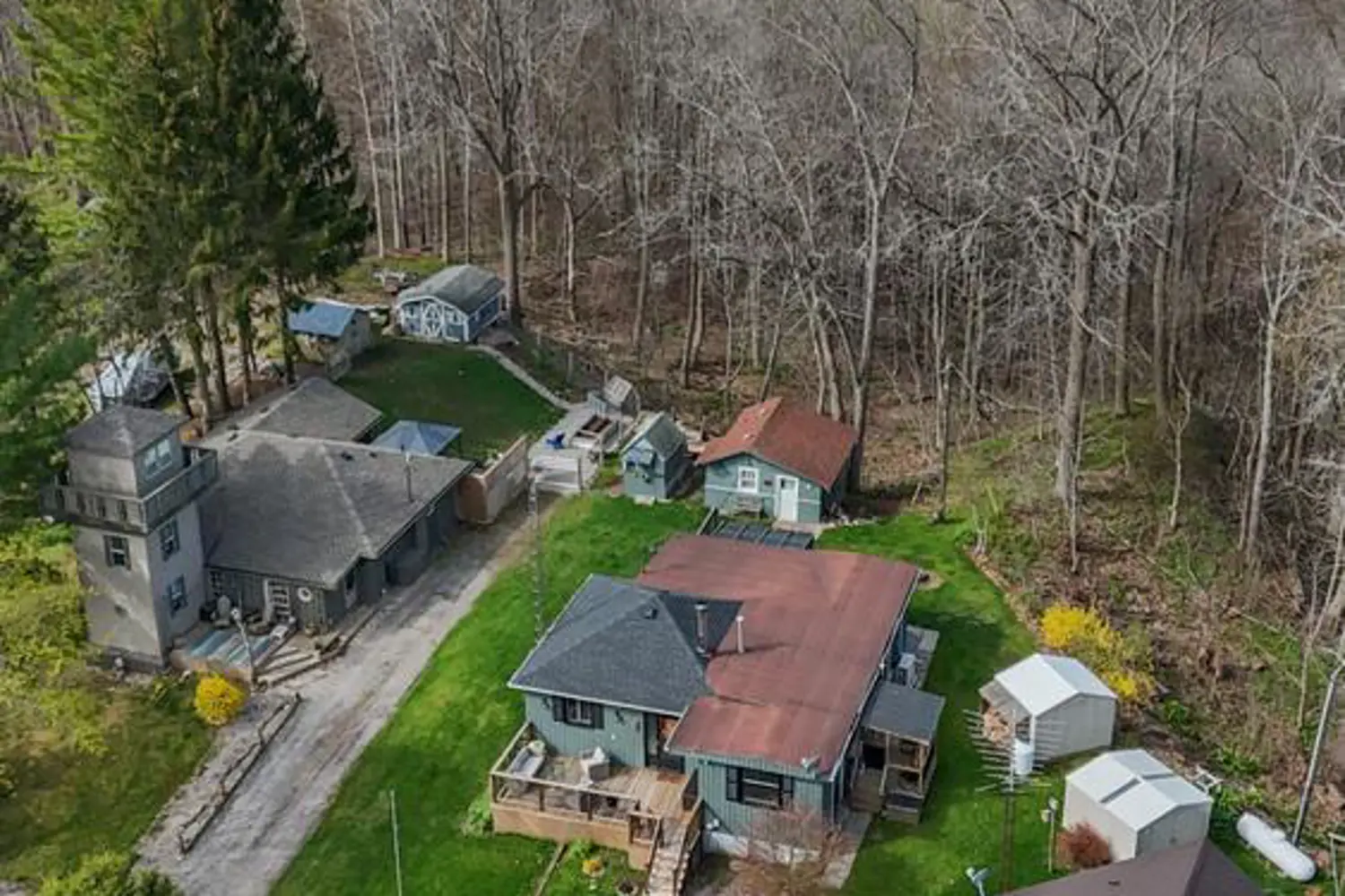 7365 Fairview Drive