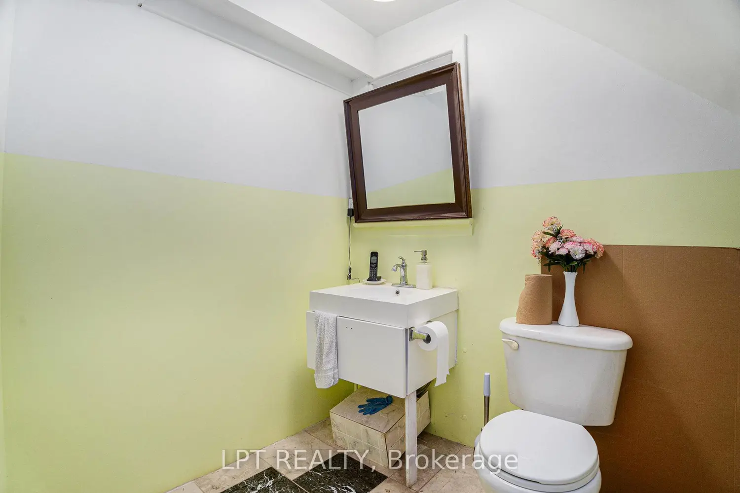 Additional image 7 of 257 Parkdale Avenue