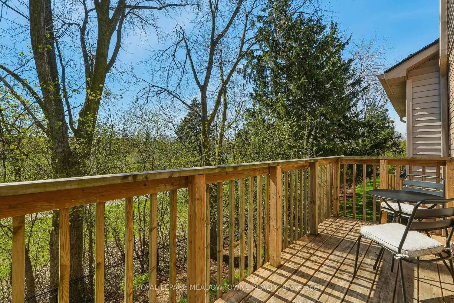 Additional image 14 of 2272 Mowat Avenue 37
