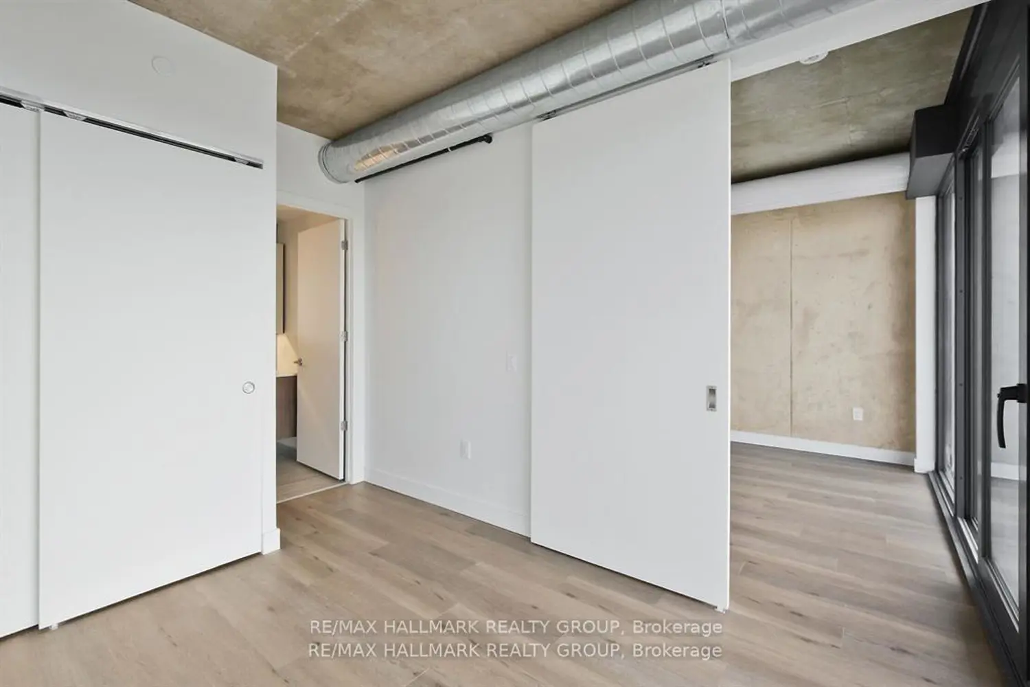 Additional image 14 of 10 James Street 617