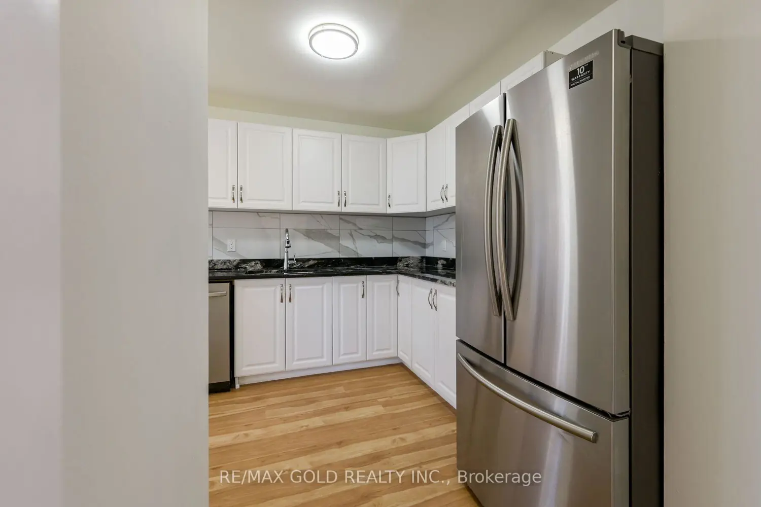 Additional image 8 of 1601 Albion Road 266