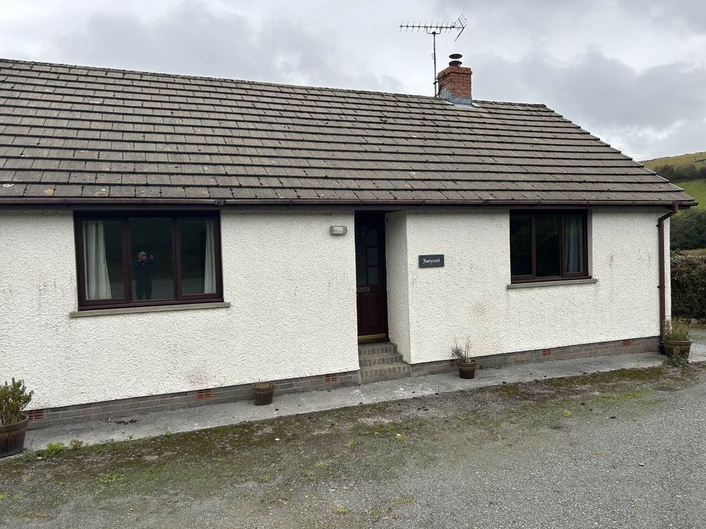 2 bed detached bungalow to rentCellan, Lampeter, Carmarthenshire SA48