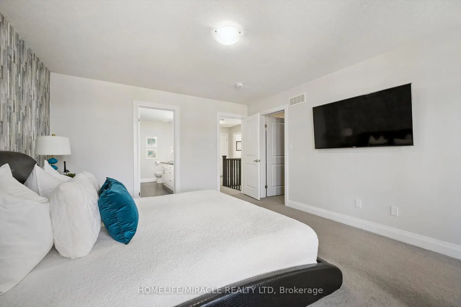 Additional image 9 of 736 Wood Lily Street