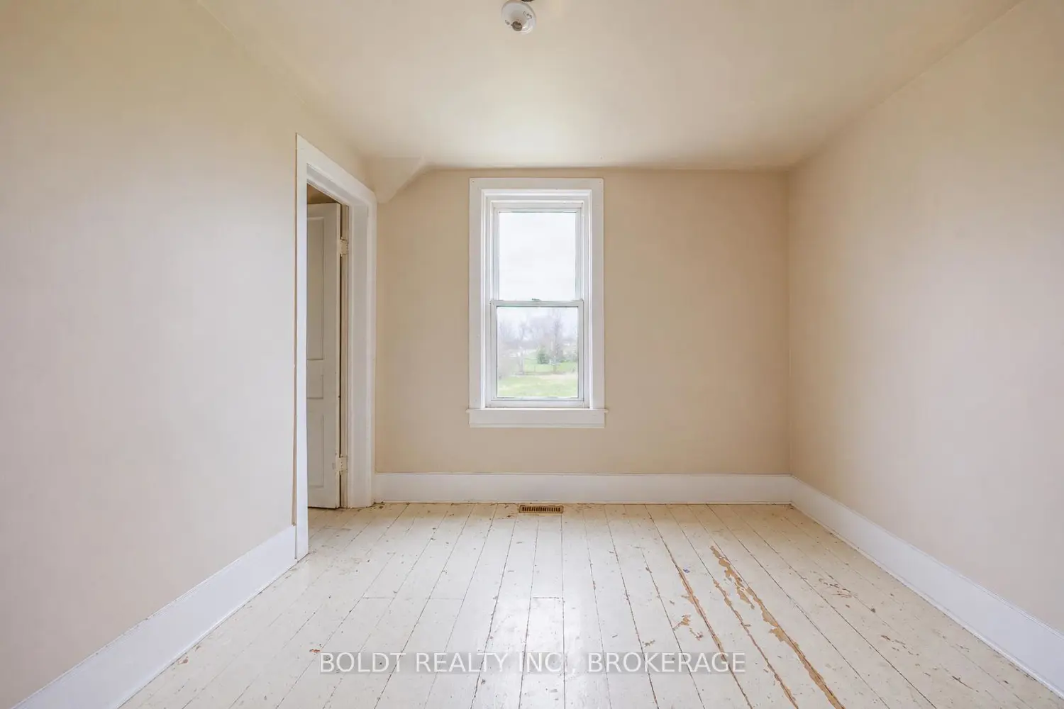 Additional image 4 of 9694 Willoughby Drive