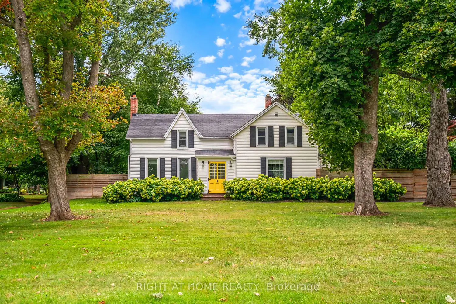 14894 Niagara River Parkway photo 3