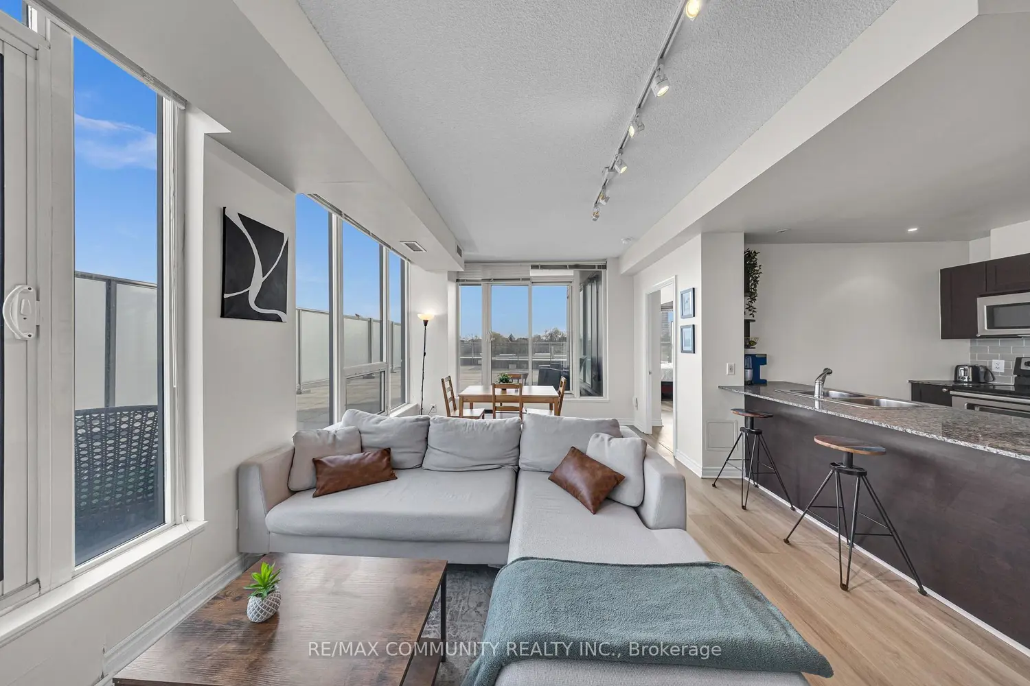 Additional image 10 of 3525 Kariya Drive 502