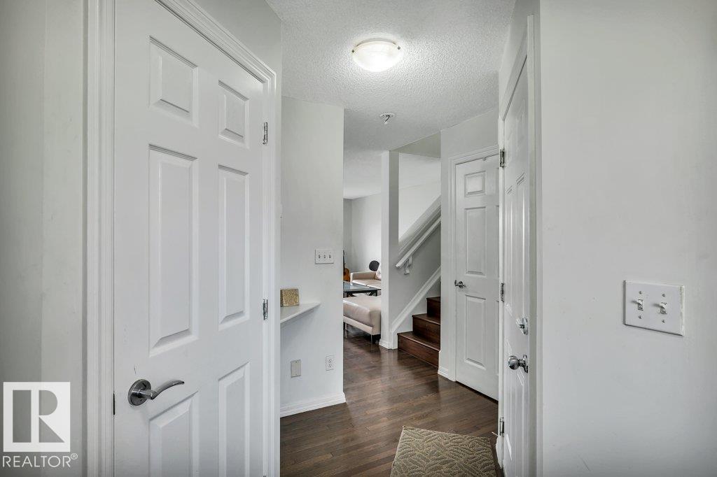 Additional image 5 of 2813 18a Avenue NW, Edmonton, AB, T6T0N8