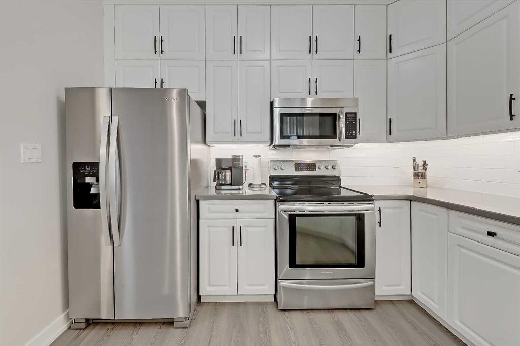Additional image 6 of 402-2419 Erlton Road SW, Calgary, AB, T2S 3B8