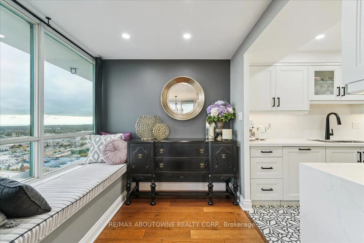 Additional image 7 of 550 Webb Drive 2603
