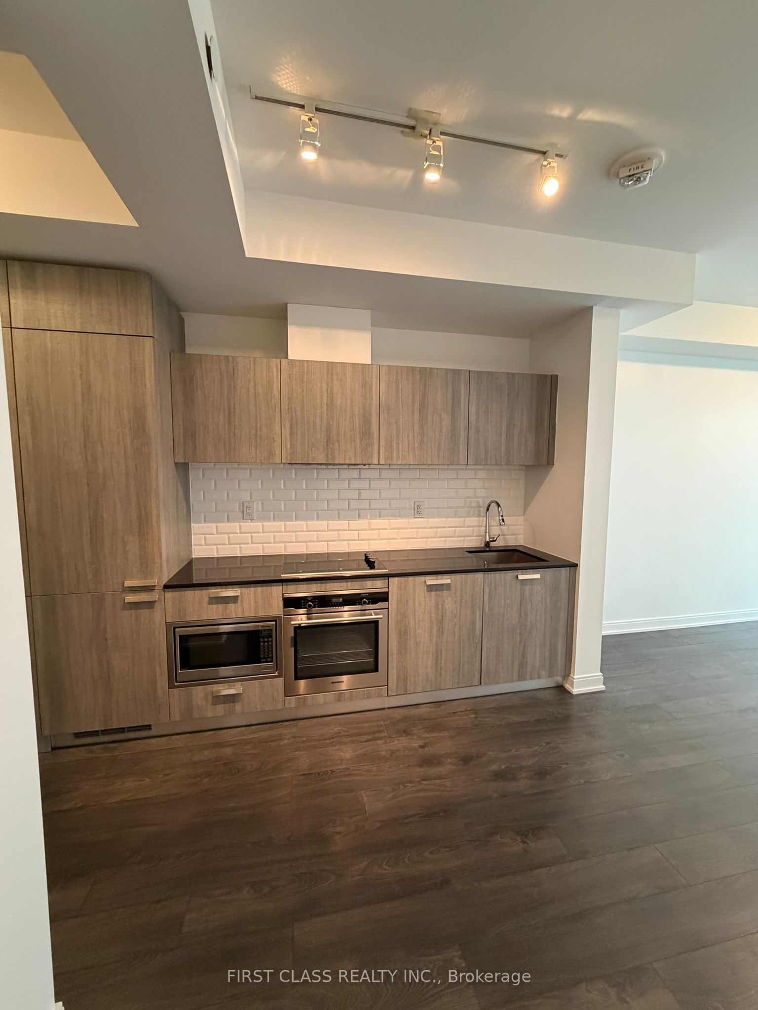 Additional image 5 of 1009-50 Charles Street E, Toronto, ON, M4Y 0C3