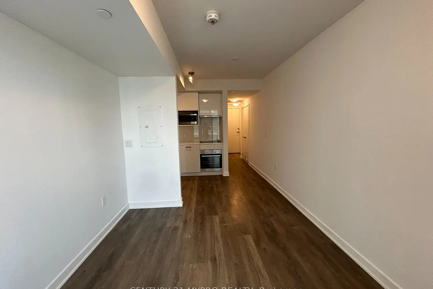 Additional image 7 of 195 Redpath Avenue 2714