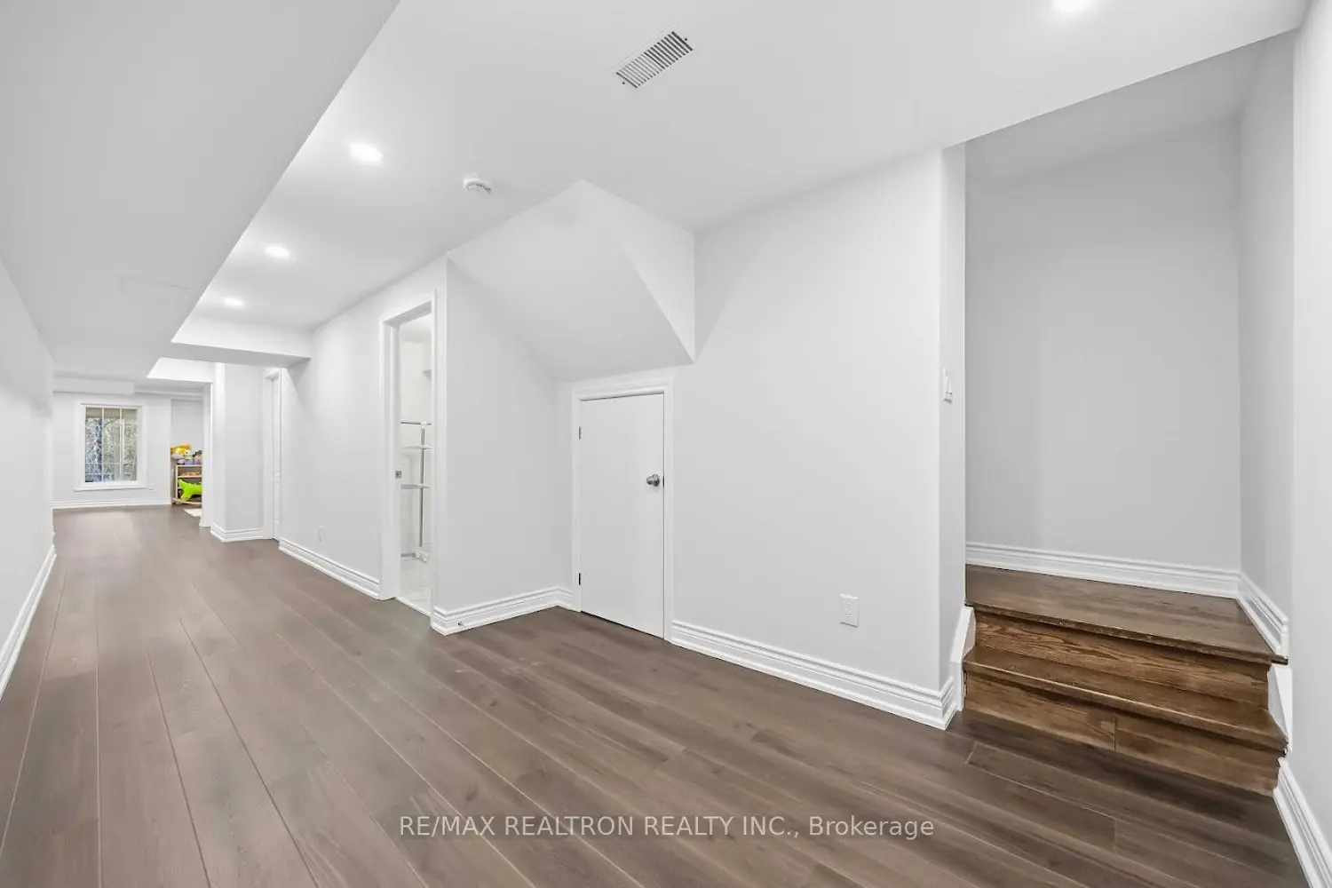 Additional image 16 of 10 Dovetail Drive