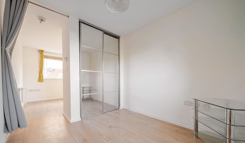 Additional image 4 of 1 bed flat to rentBismuth Drive, Sittingbourne ME10