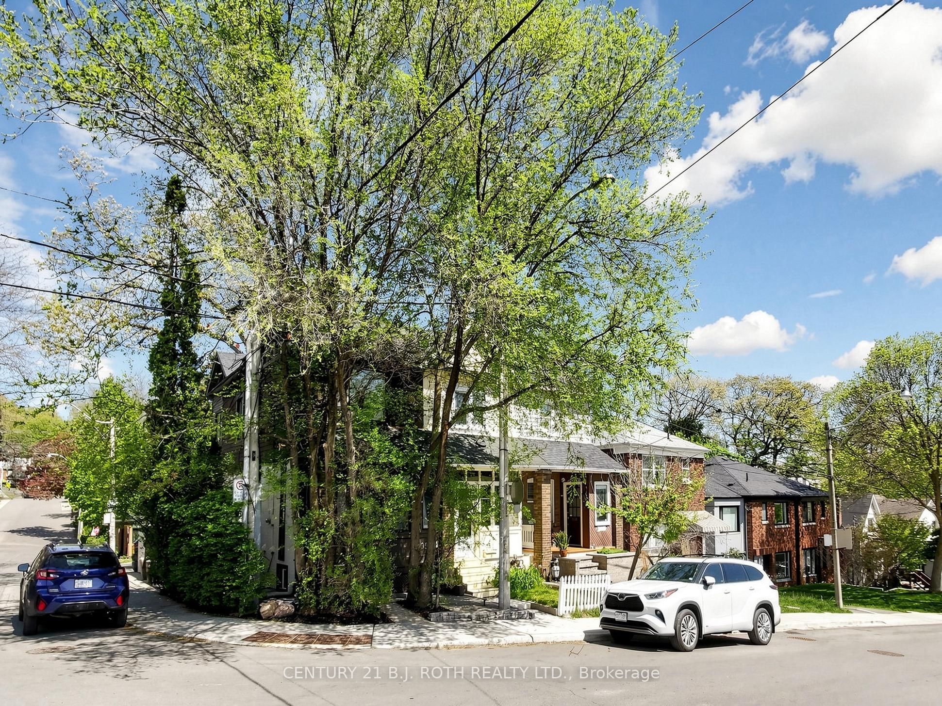 195 Wheeler Avenue, Toronto, ON, M4L 3V5