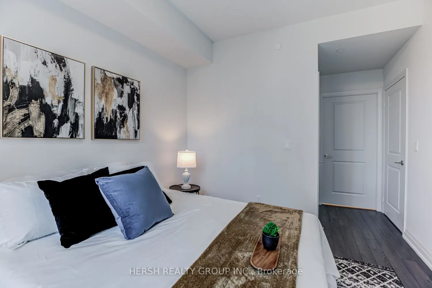 Additional image 10 of 10 Meadowglen Place 201