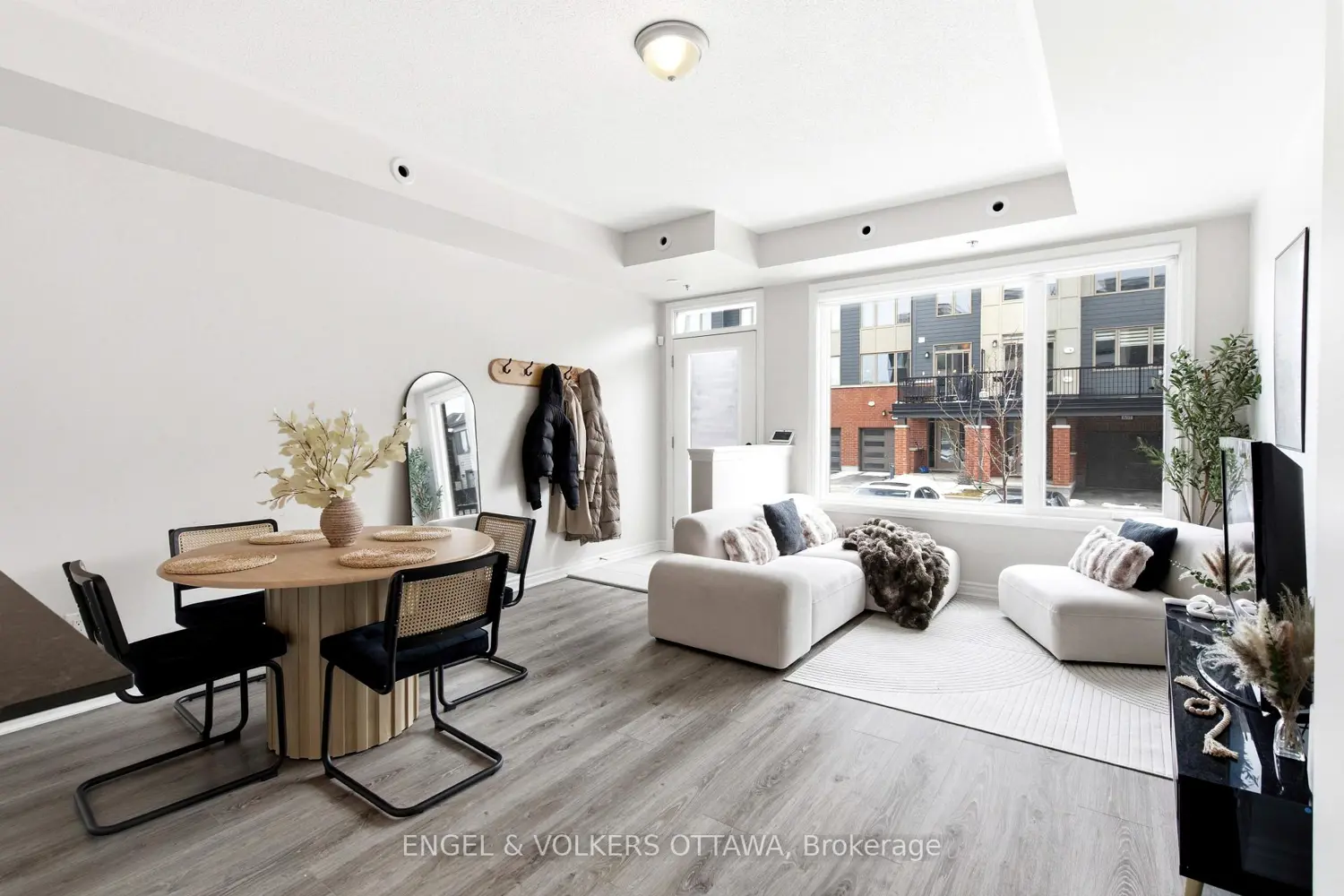 808 Kiniw Private photo 5