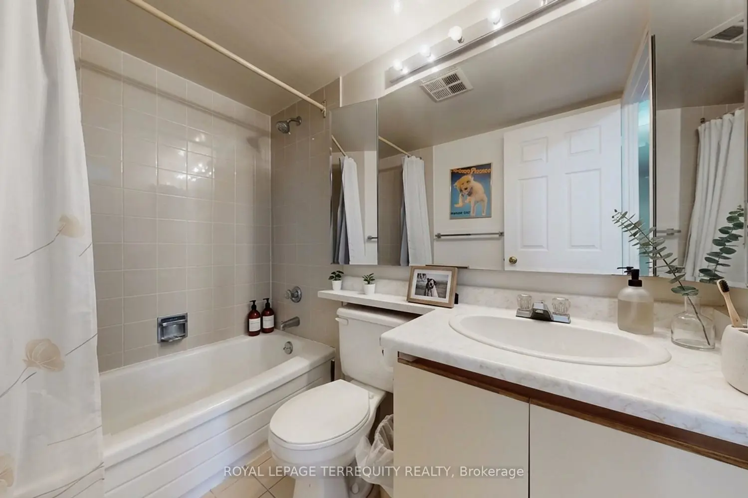 Additional image 6 of 20 Cherrytree Drive 211