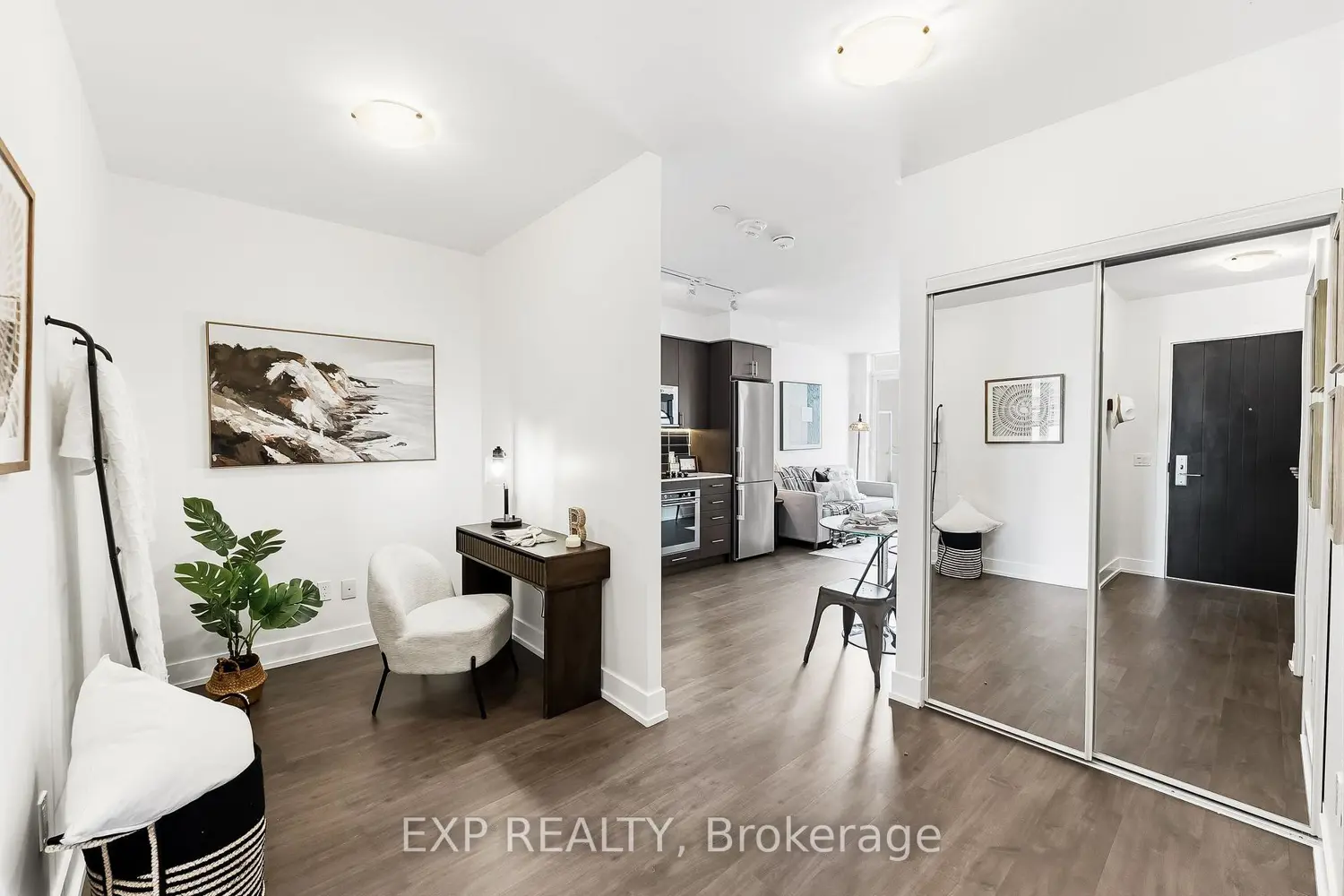 Additional image 7 of 2550 Simcoe Street 1713