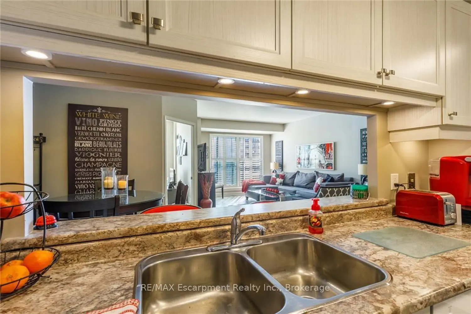 Additional image 9 of 430 Pearl Street 408