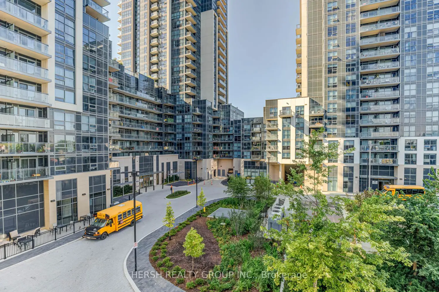 Additional image 20 of 10 Meadowglen Place 201