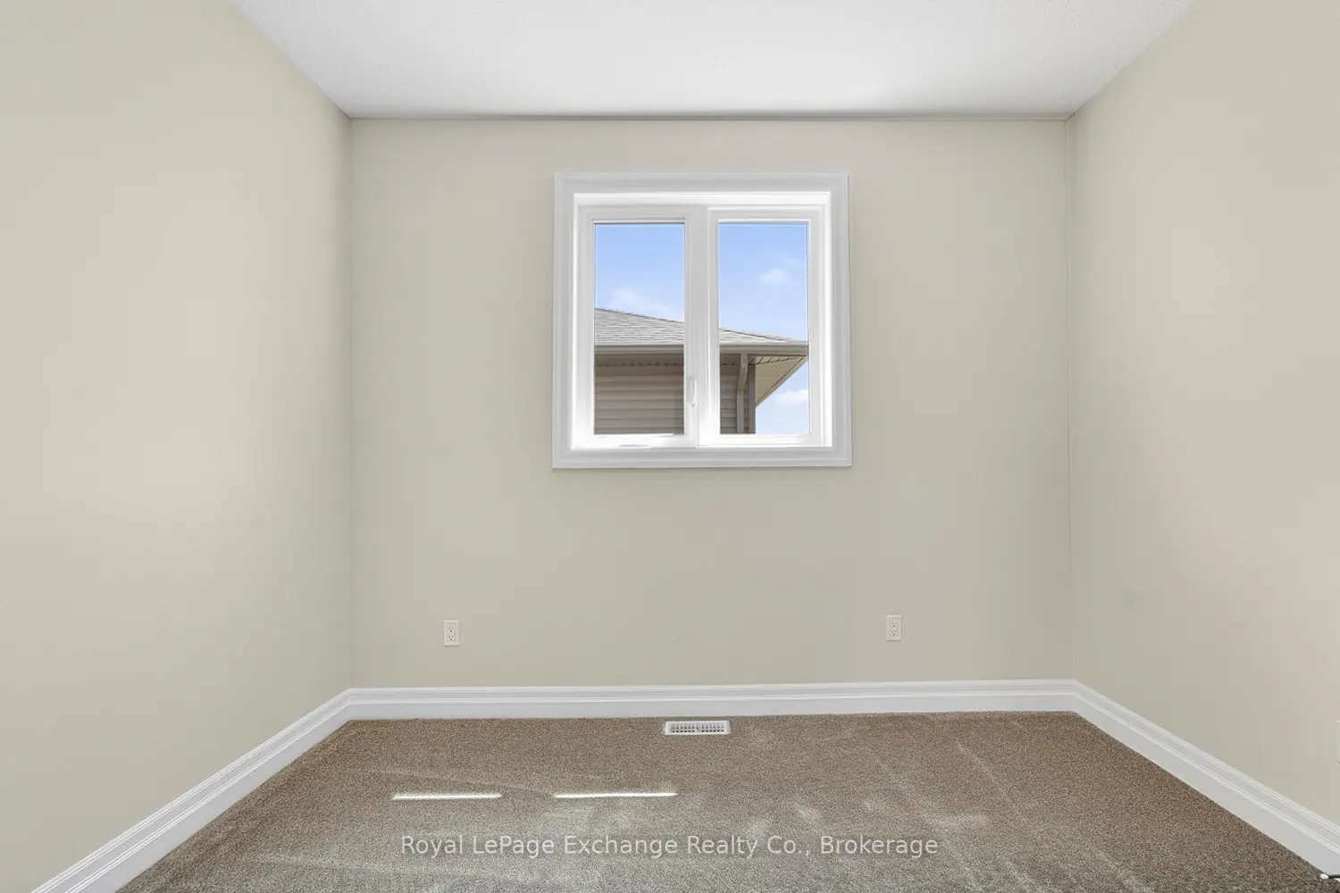 Additional image 9 of 376 Hawthorne Street