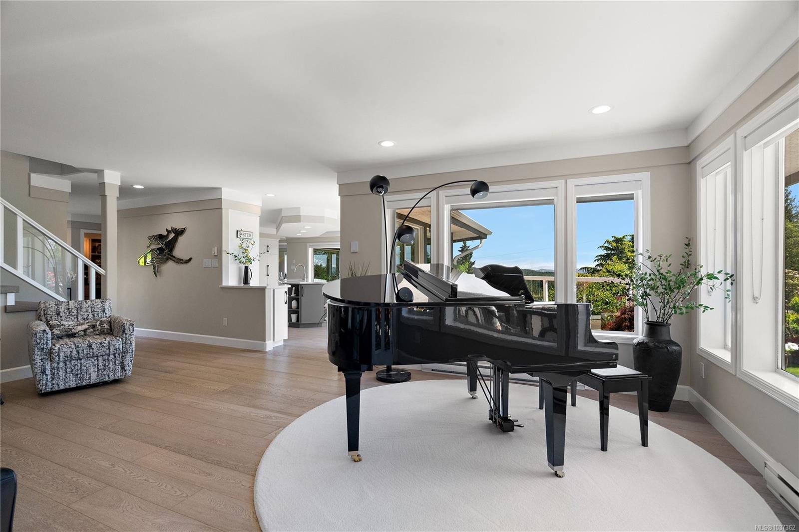 Additional image 3 of 11096 Greenpark Drive, North Saanich, BC, V8L 5N5