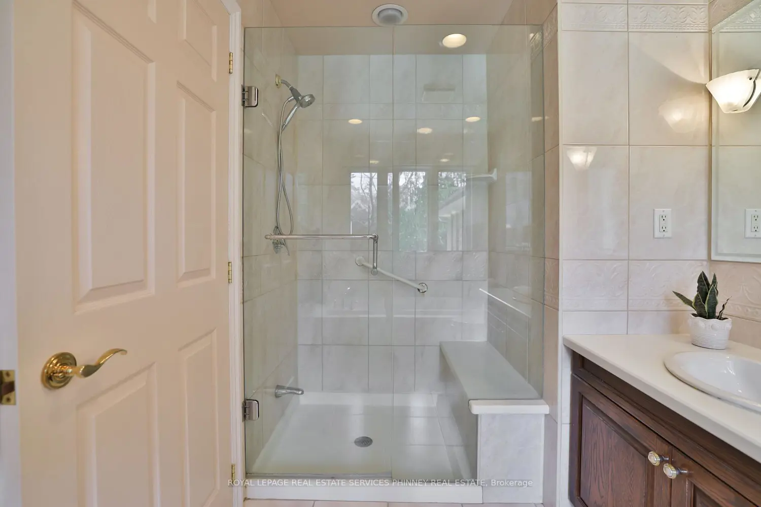 Additional image 9 of 1066 Stockwell Avenue