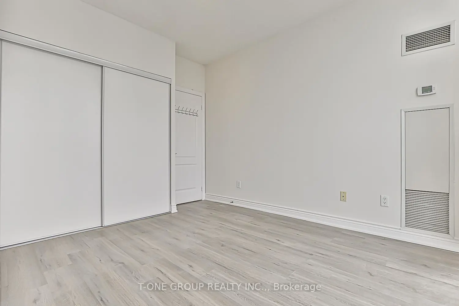 Additional image 9 of 50 Brian Harrison Way Ph5-3803