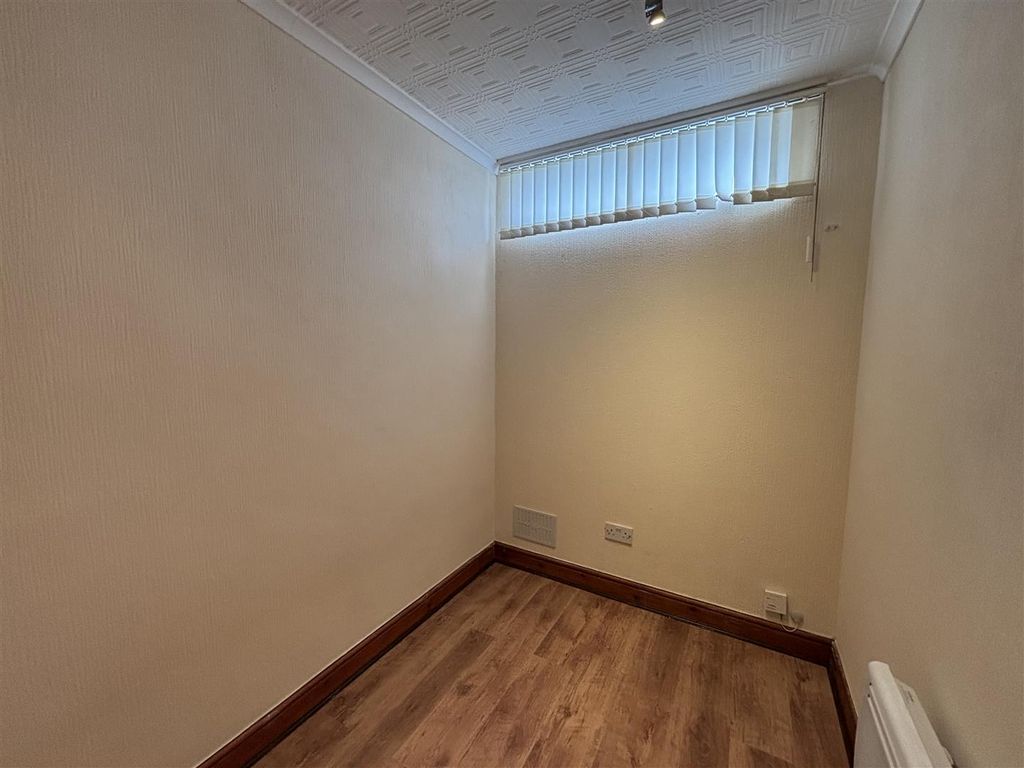 Additional image 8 of 2 bed flat to rentHigh Street, Connahs Quay CH5