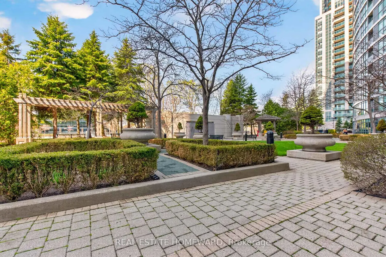 Additional image 9 of 30 Harrison Garden Boulevard 602