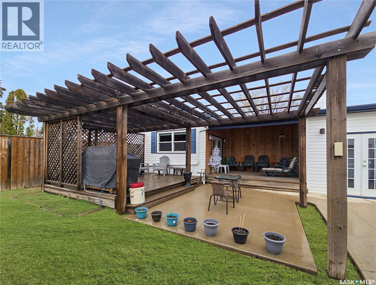 Additional image 2 of 1301 W Avenue N, Saskatoon, SK, S7L3J2
