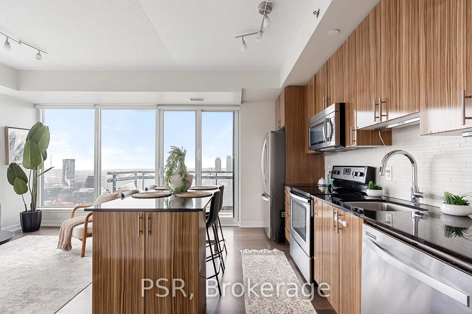 Additional image 3 of 225 Sackville Street 2503