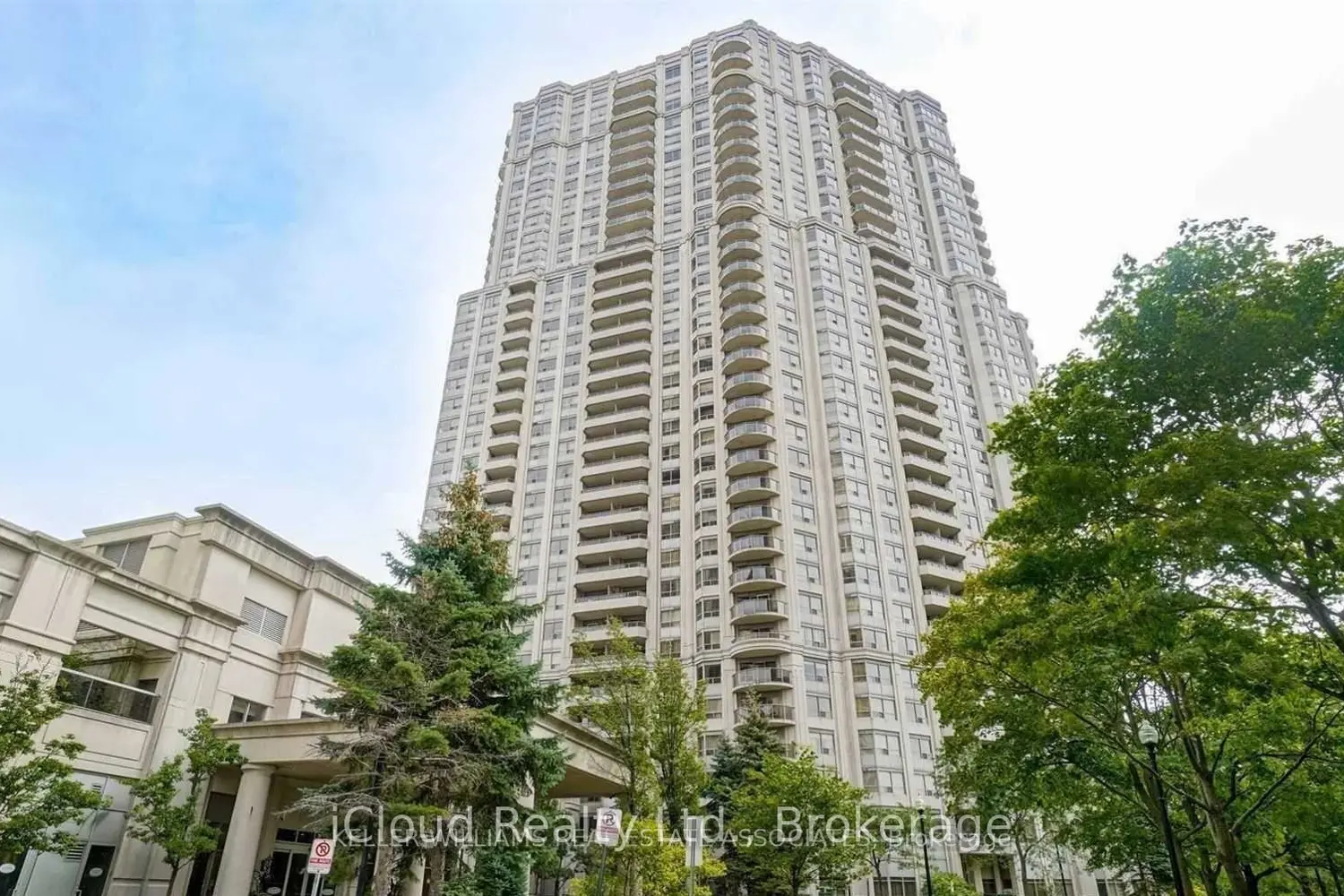 35 Kingsbridge Garden Circle 1008